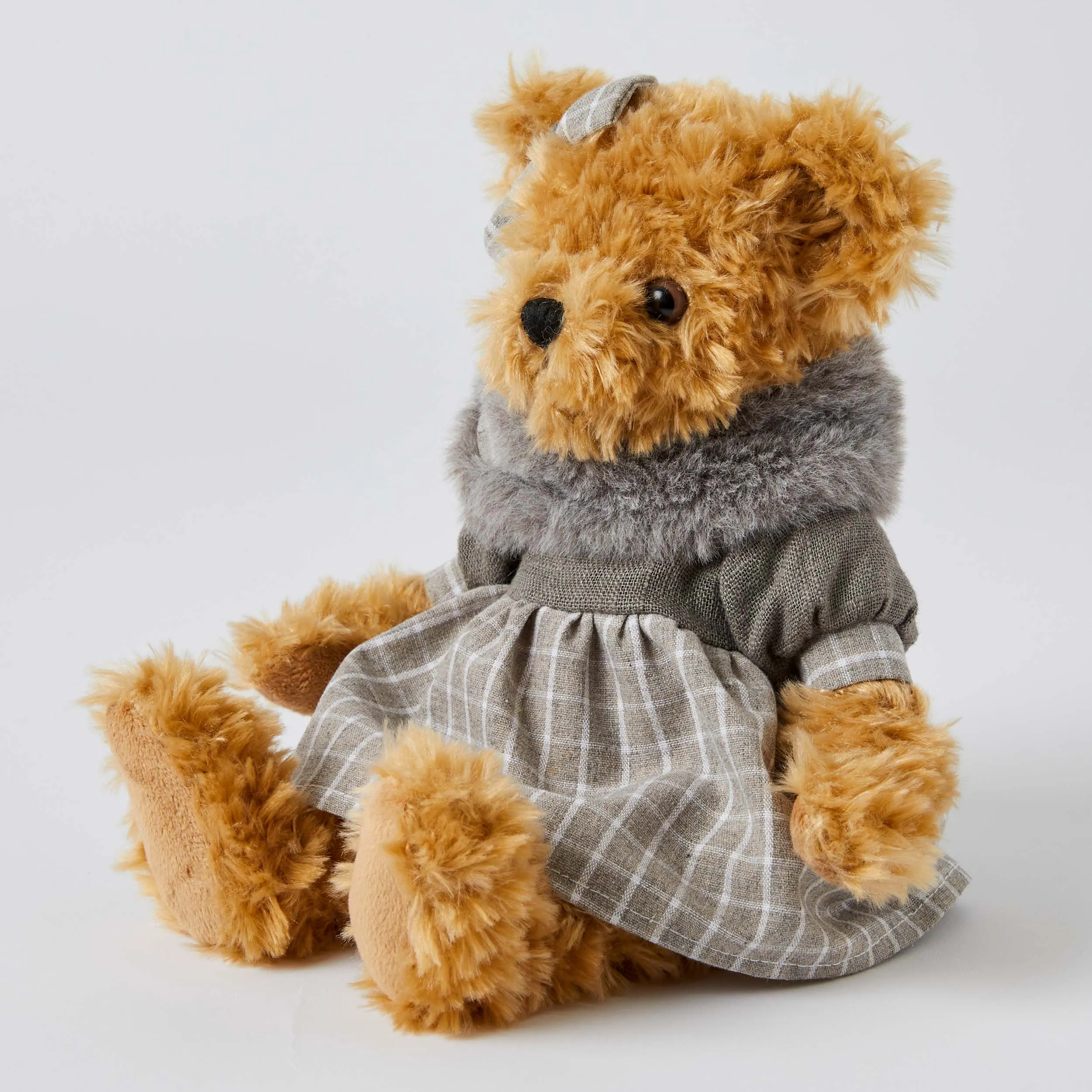 Beatrice the Notting Hill Bear by Notting Hill Bear